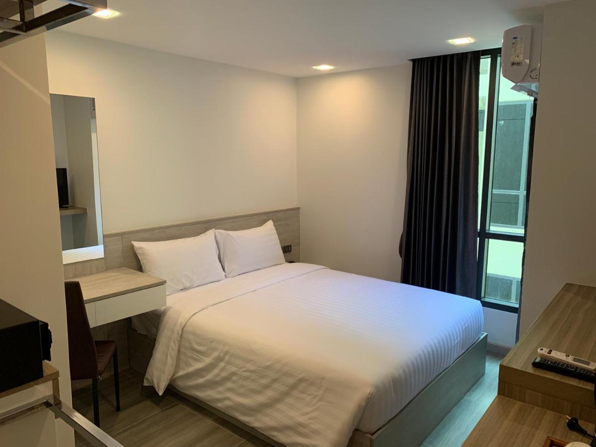 Thana Wisut Hotel Bangkok Eksteriør billede