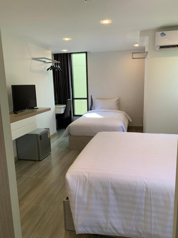 Thana Wisut Hotel Bangkok Eksteriør billede