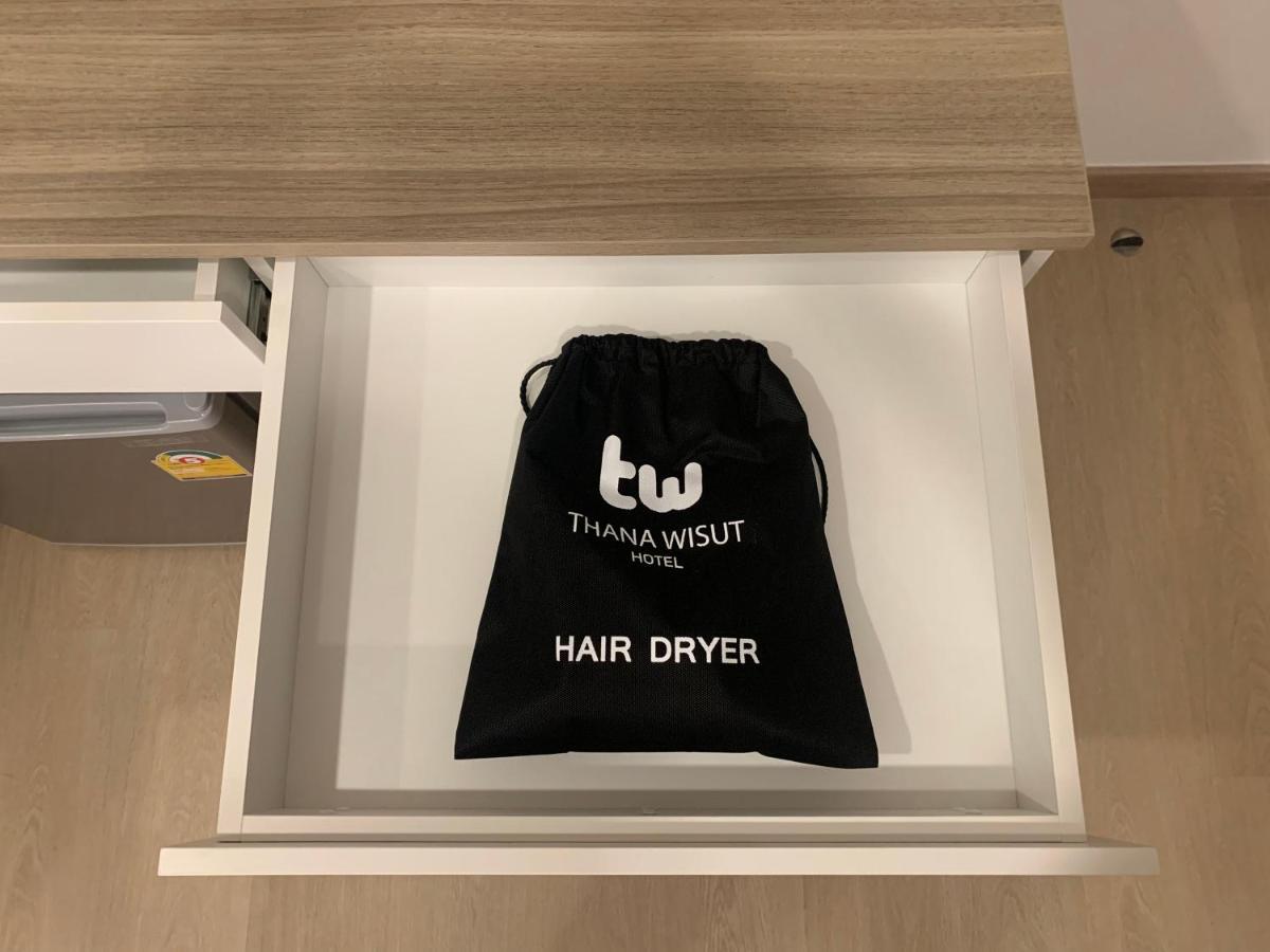 Thana Wisut Hotel Bangkok Eksteriør billede