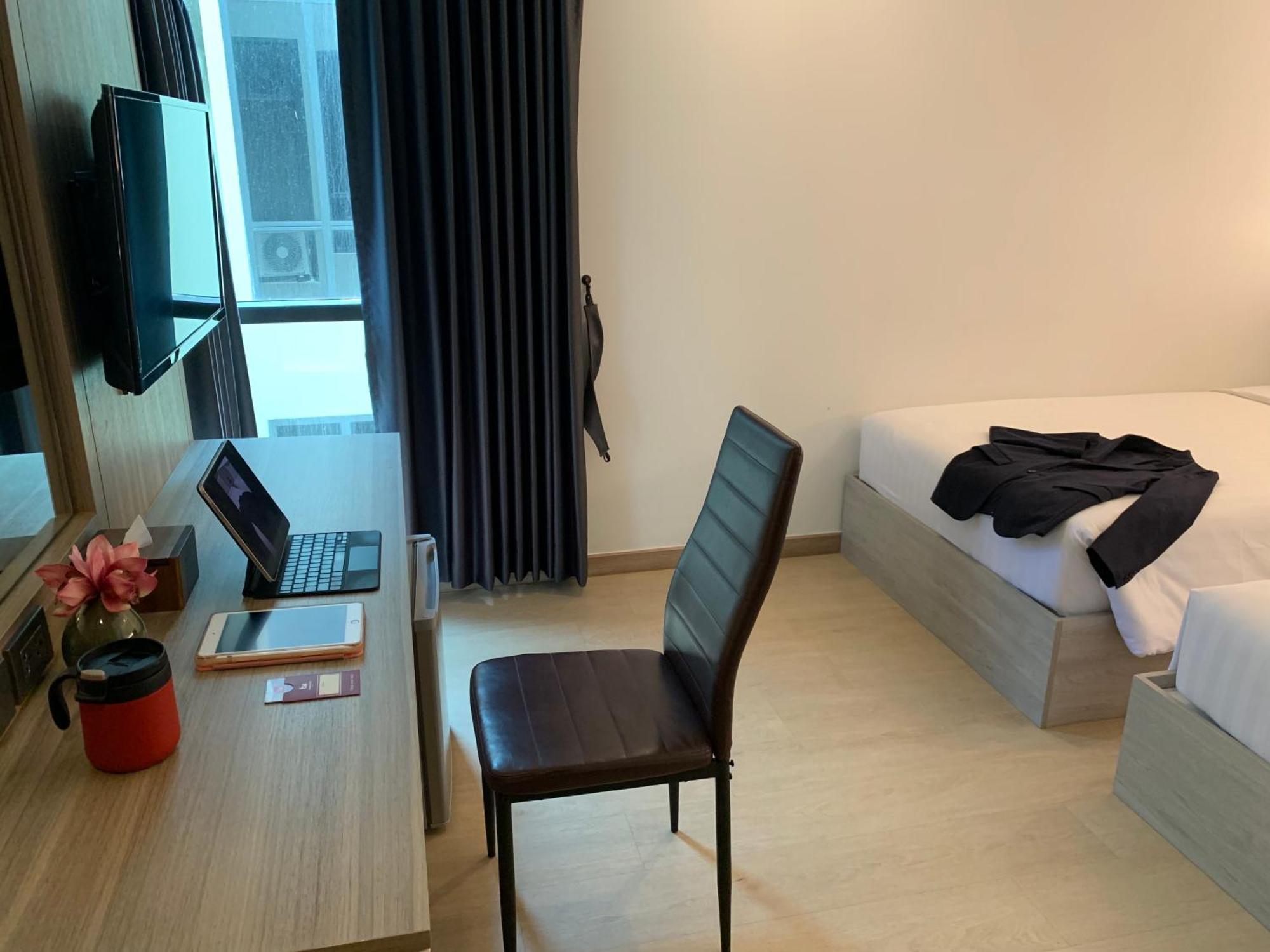 Thana Wisut Hotel Bangkok Eksteriør billede