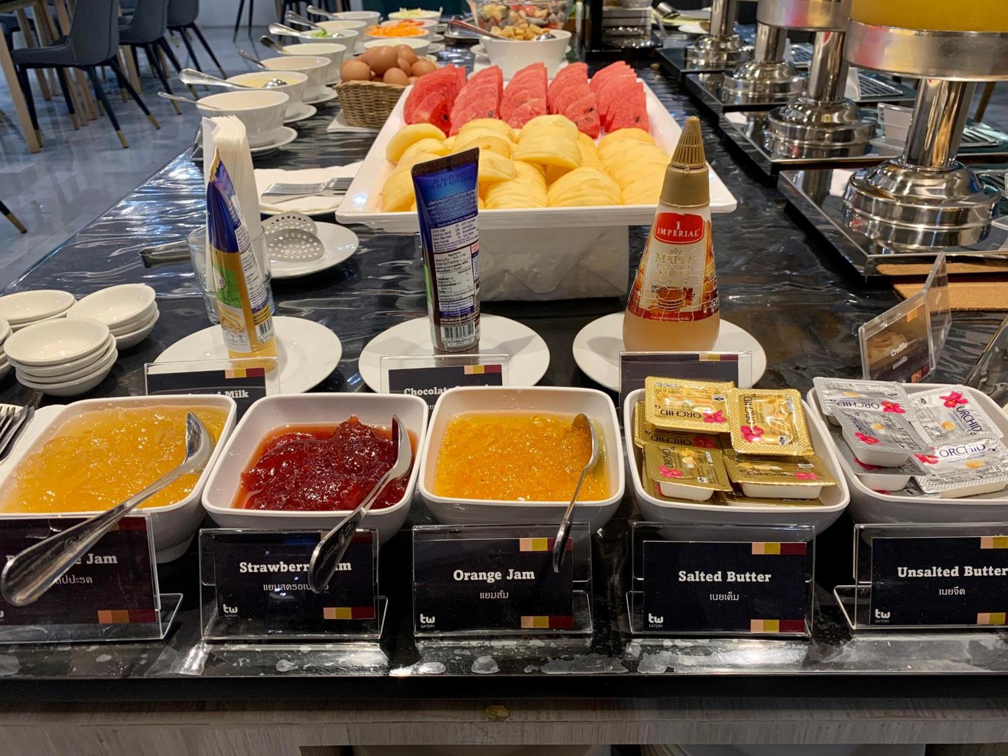 Thana Wisut Hotel Bangkok Eksteriør billede